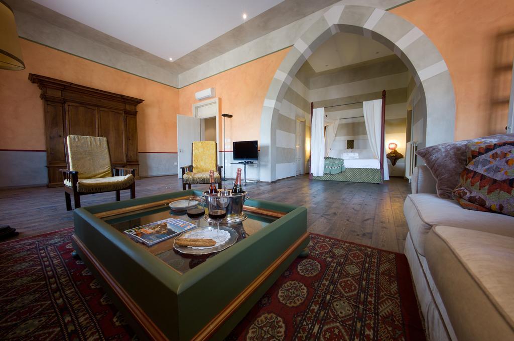 Palazzo Castiglioni Luxury Suite And Rooms Mantova Szoba fotó